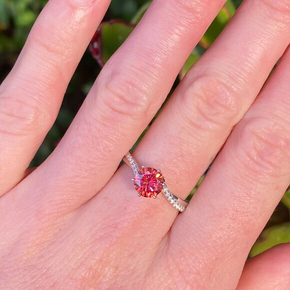 ✨ Dazzling 1ct Rose Red Moissanite Ring in Sterling Silver 🌹 - Picture 5 of 10